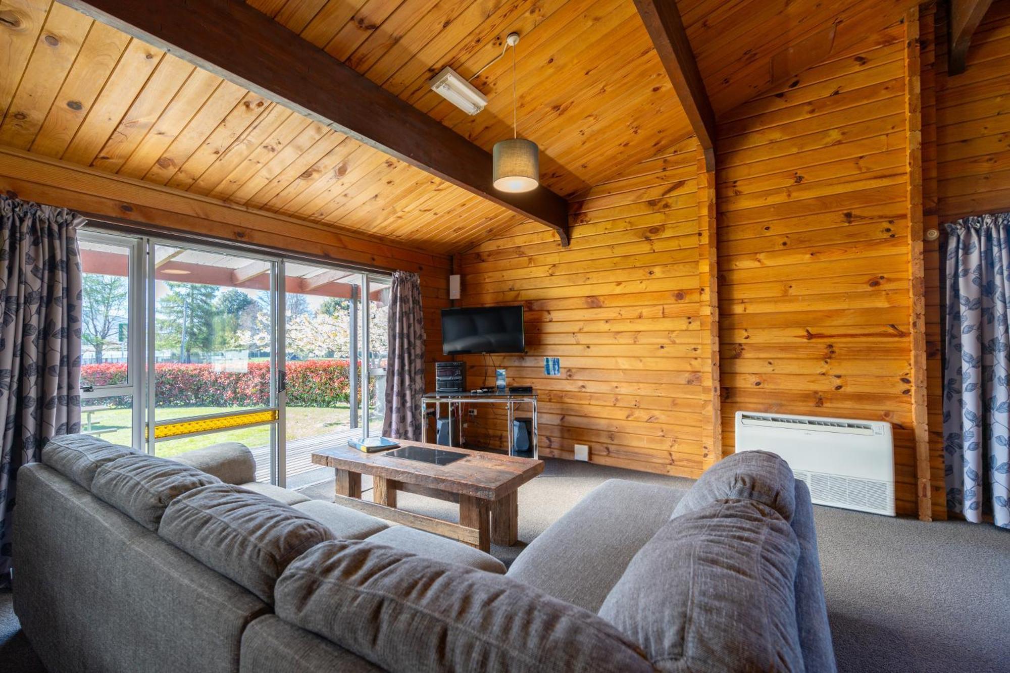 Te Anau Top 10 Holiday Park And Motels Exteriér fotografie